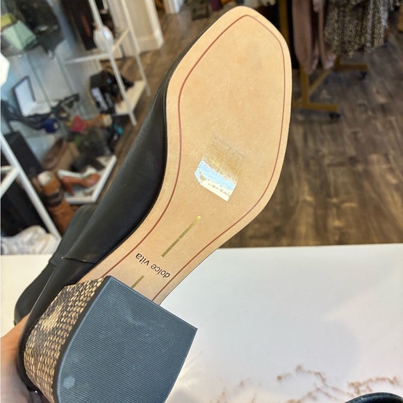 Dolce Vita black ankle booties with snakeskin heel size 7 - Picture 2 of 3